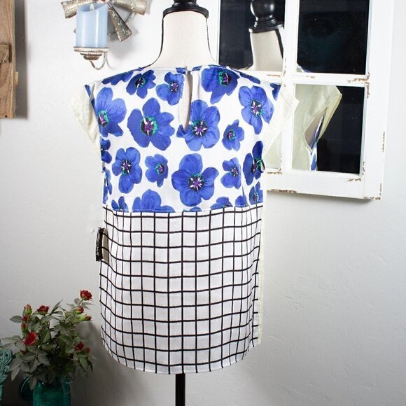 NWT  Lord & Taylor Blouse - Medium - Picture 2 of 7